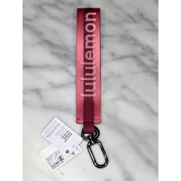NWT Lululemon Never Lost Keychain Sakura Pink/Washed Mauve/White - Picture 3 of 5